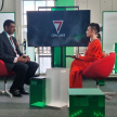 ТНВ “KazanForum”га килгән төрле ил кунаклары белән интервьюлар әзерли