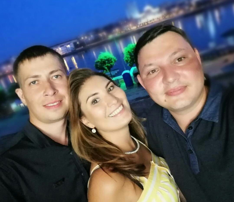 Когда замолкают микрофоны и рабочий день уже закончился...